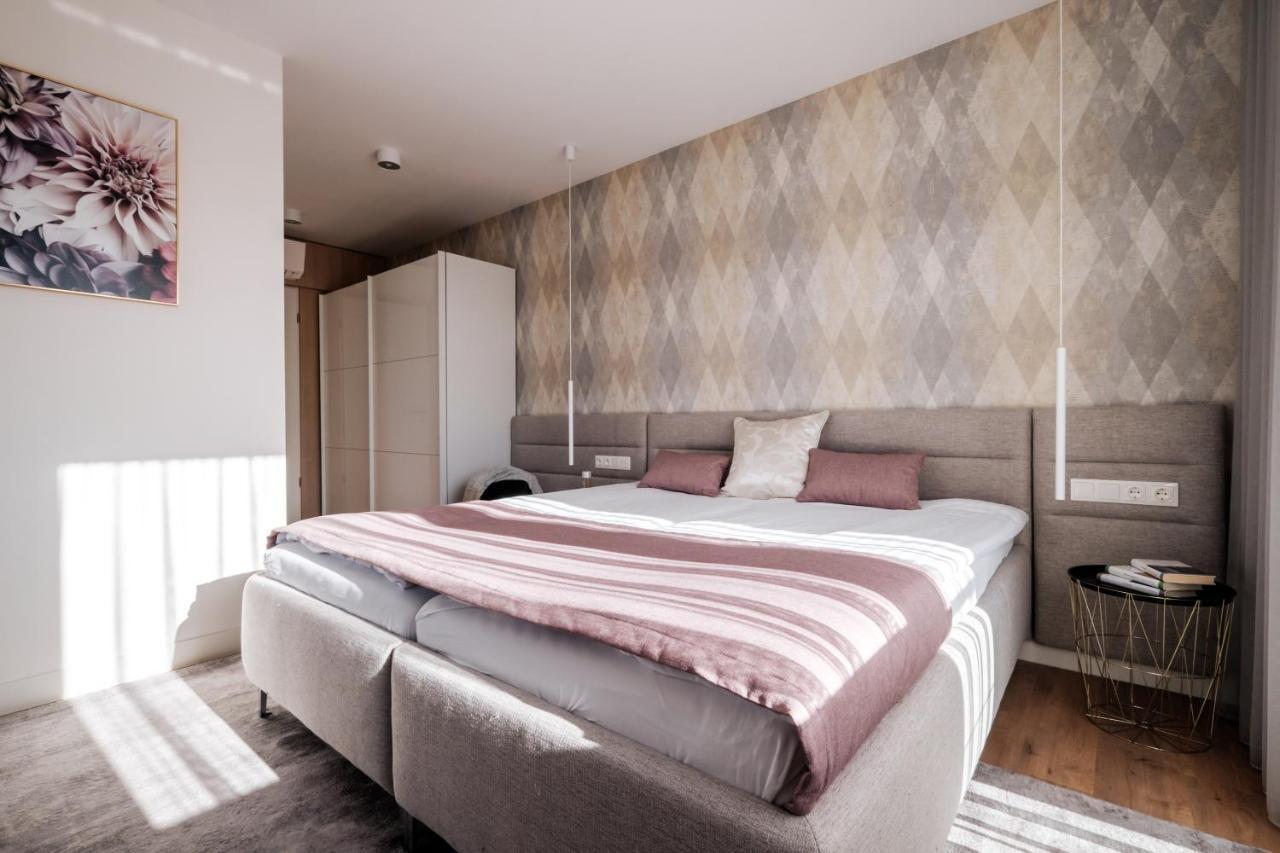 Adele Apartments Печ Экстерьер фото