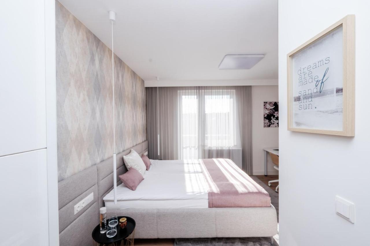 Adele Apartments Печ Экстерьер фото