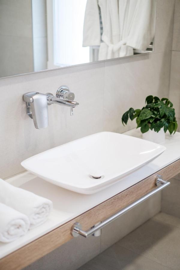 Adele Apartments Печ Экстерьер фото