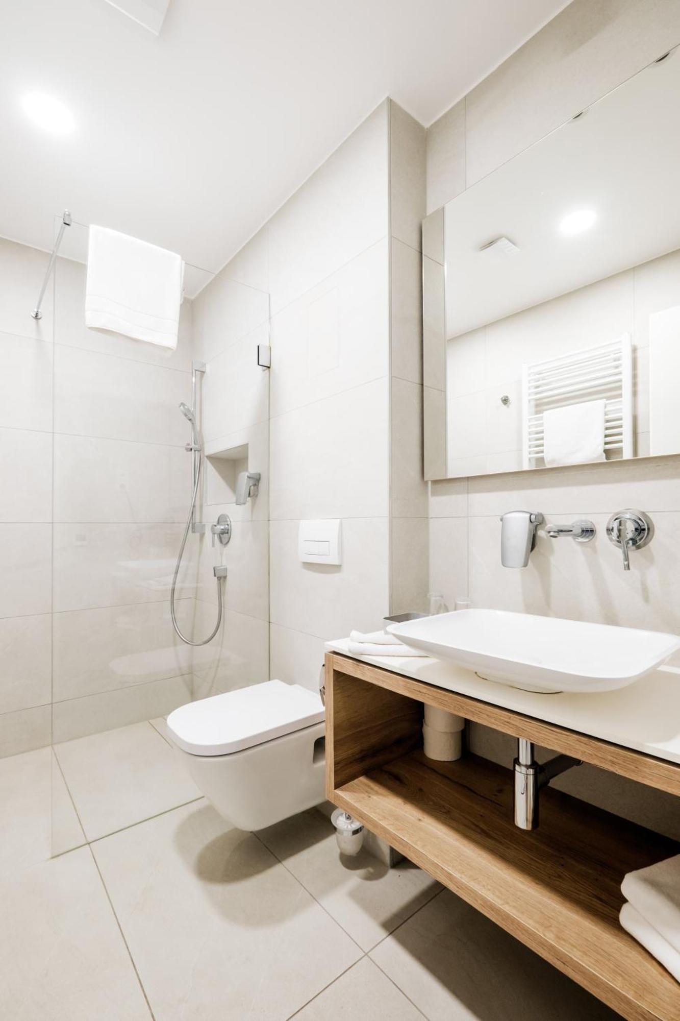 Adele Apartments Печ Экстерьер фото