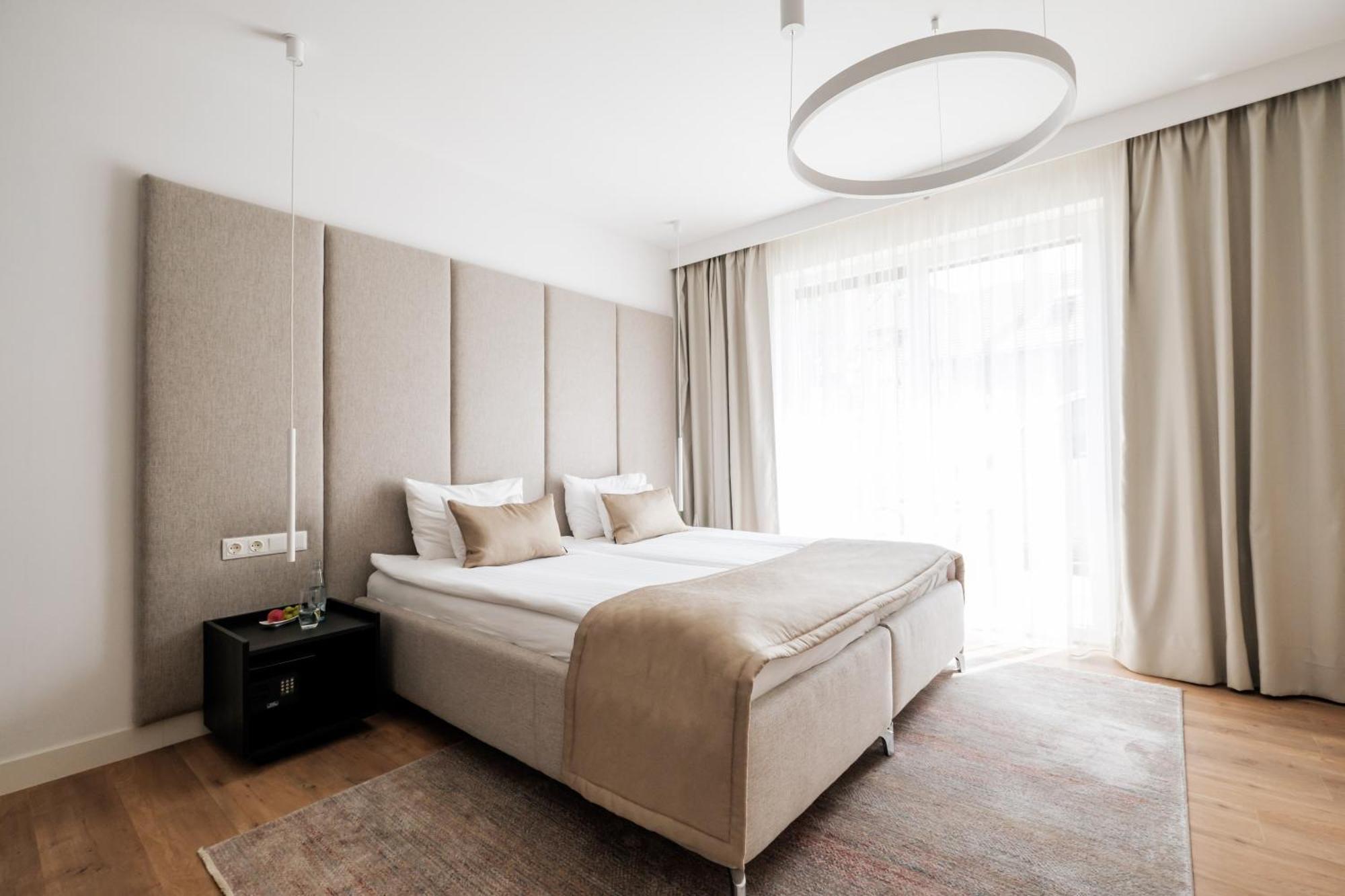 Adele Apartments Печ Экстерьер фото